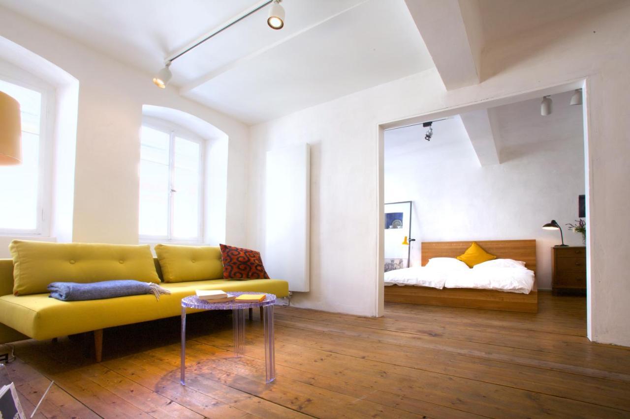 Boutique-Ferienwohnung Im Alten Weinhaus Moser Grünstadt Eksteriør billede