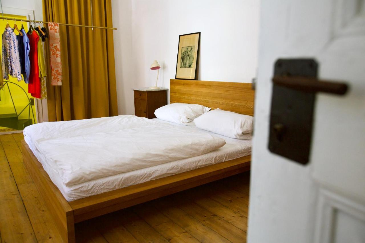 Boutique-Ferienwohnung Im Alten Weinhaus Moser Grünstadt Eksteriør billede